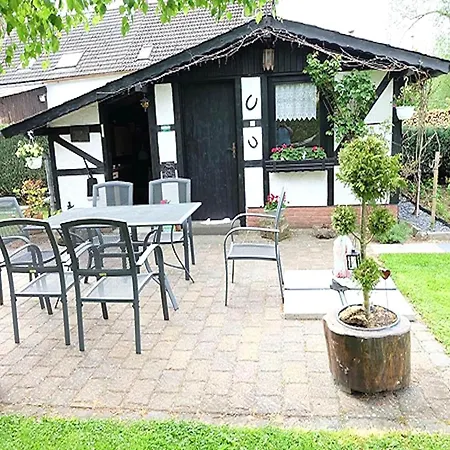 アパート Eifel Garden Hideaway *