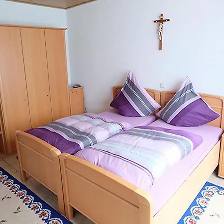 アパート Eifel Garden Hideaway