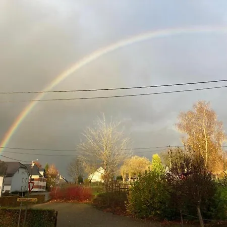 アパート Eifel Garden Hideaway *